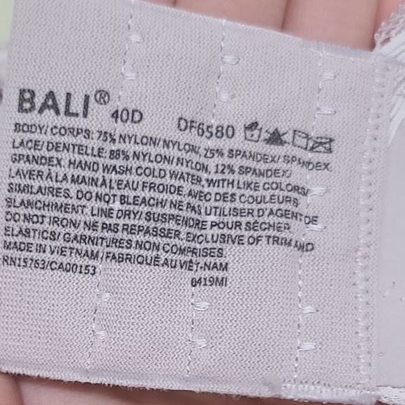 NWT Bali Light Purple Bra - Picture 2 of 6